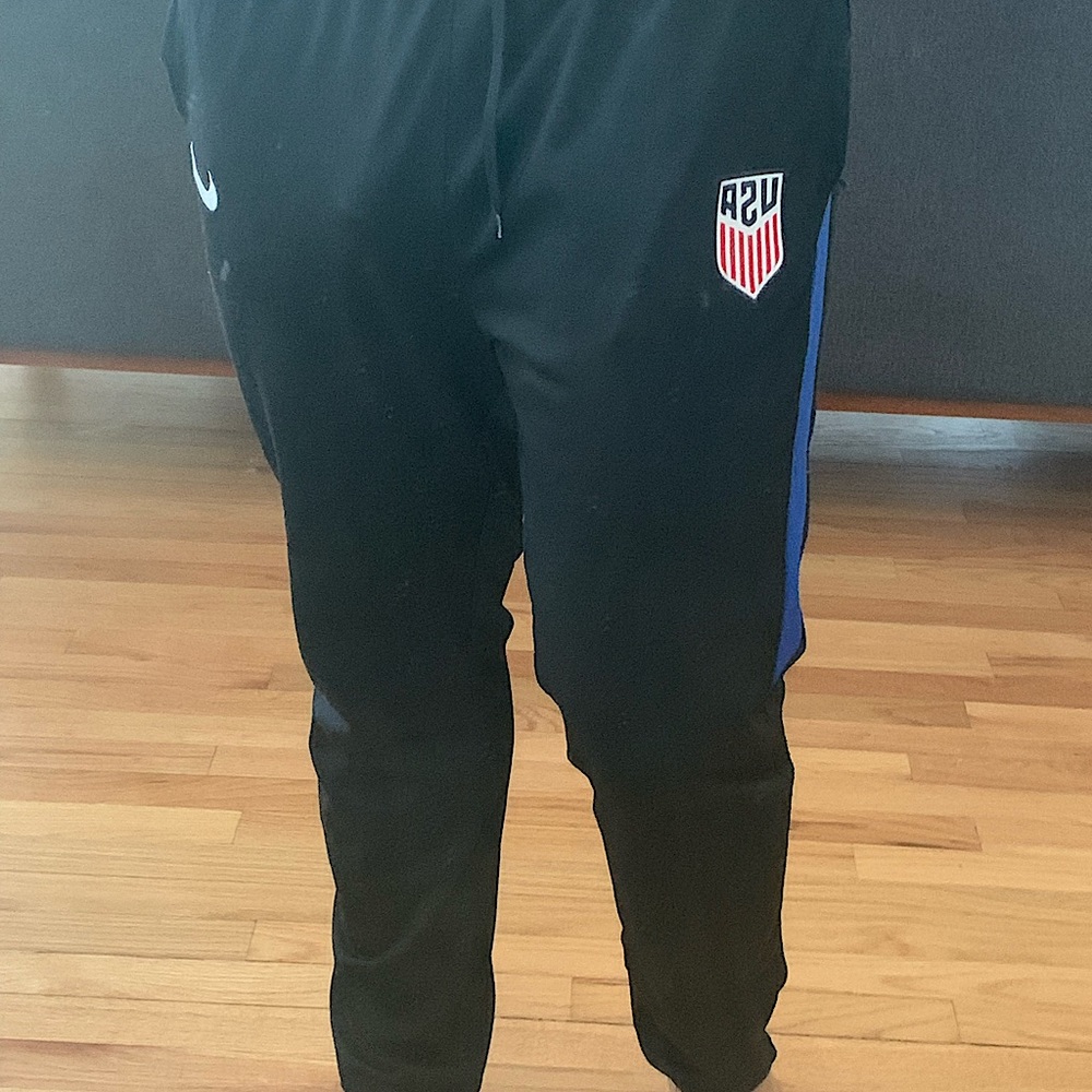Nike DriFit USA Warmup Joggers